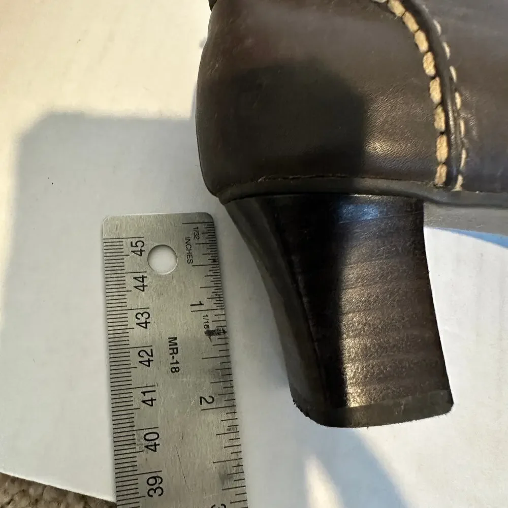 Aerosoles Size 8.5 Brown Leather Tassel Heeled Loafers Preppy Workwear
